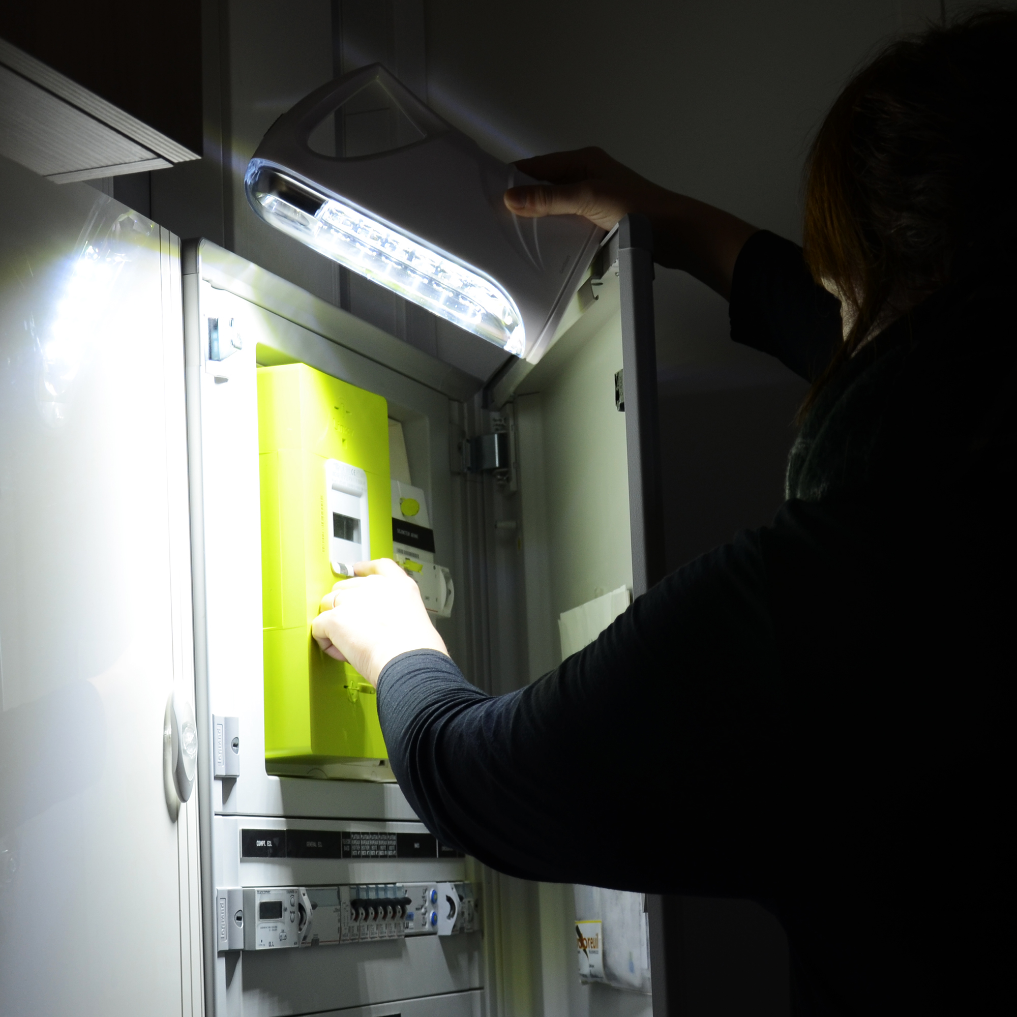 Installation de la lampe Avidsen