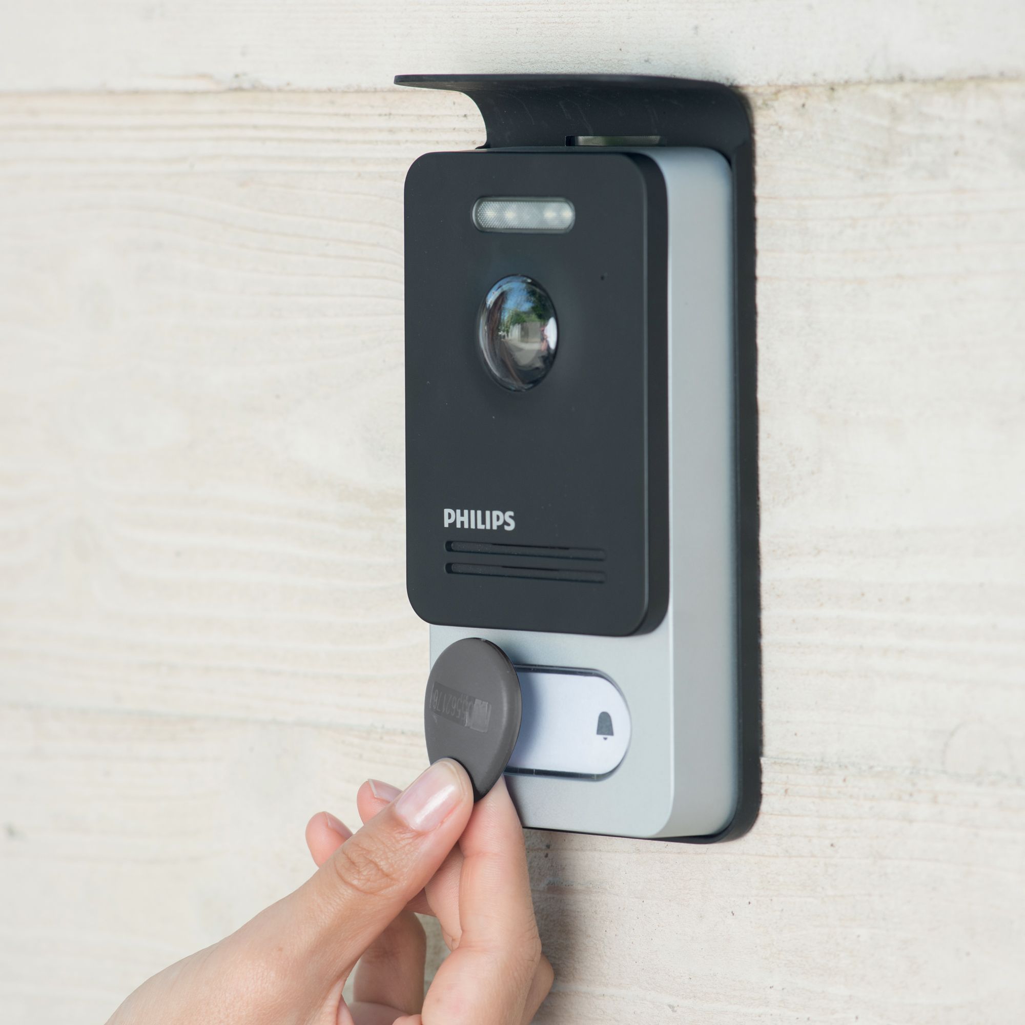 Jour, nuit, soleil ou pluie : votre visiophone maintient le cap