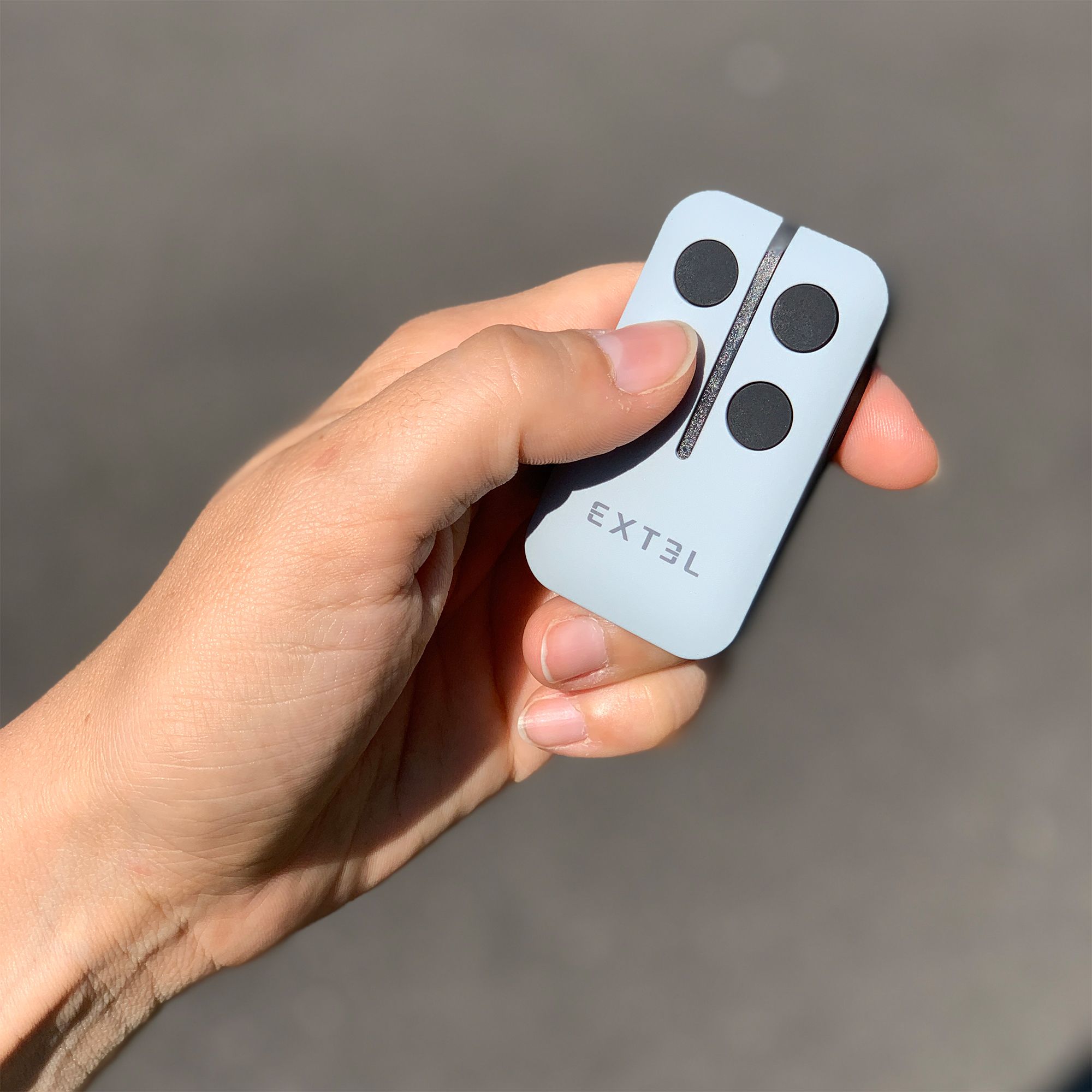 Une télécommande compatible avec Extel Umii